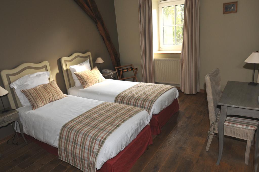 Hostellerie Au Coeur Du Spinois Rebecq-Rognon Szoba fotó